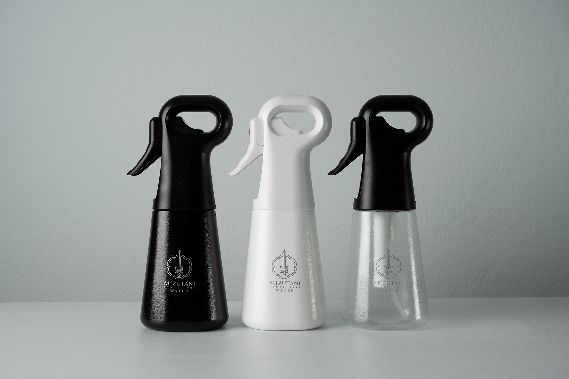 Power Spray Bottle (Black) – Mizutani Scissors